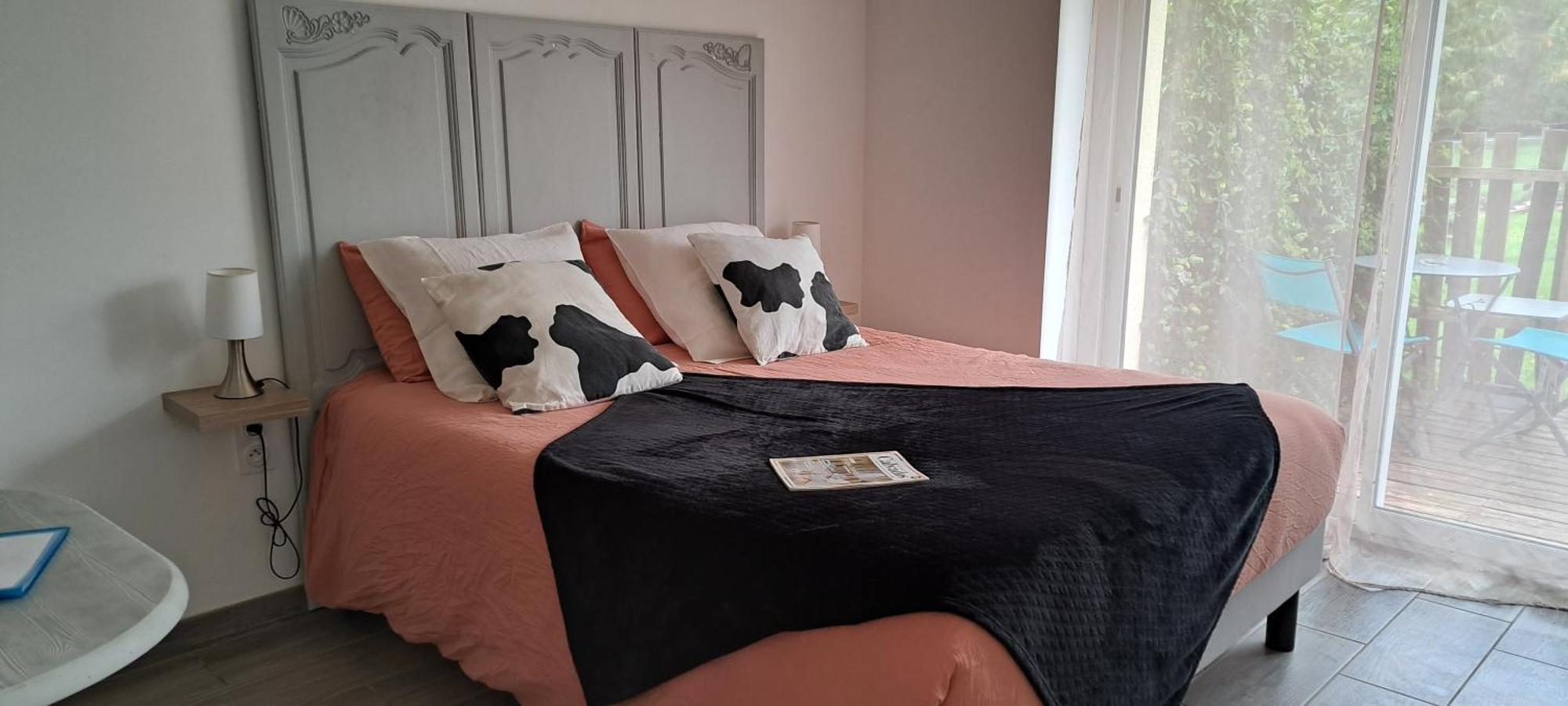 Livry  La Bergerie Du Mesnil B&B 외부 사진